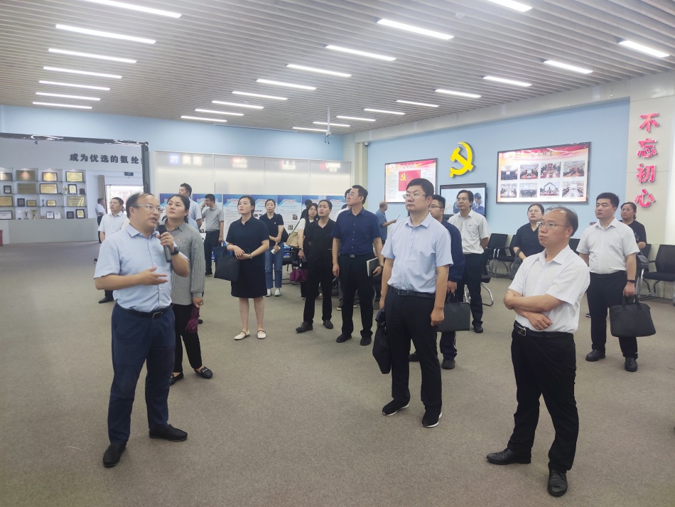 2024年7月17日，市國資委系統(tǒng)在公司開展“三組聯(lián)建”現(xiàn)場觀摩1（公司展廳）_副本